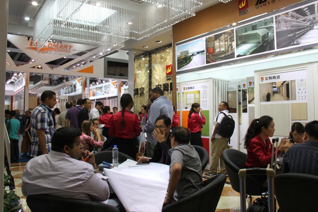 图4、出口部精英为外洋客商先容918博天堂产品优势